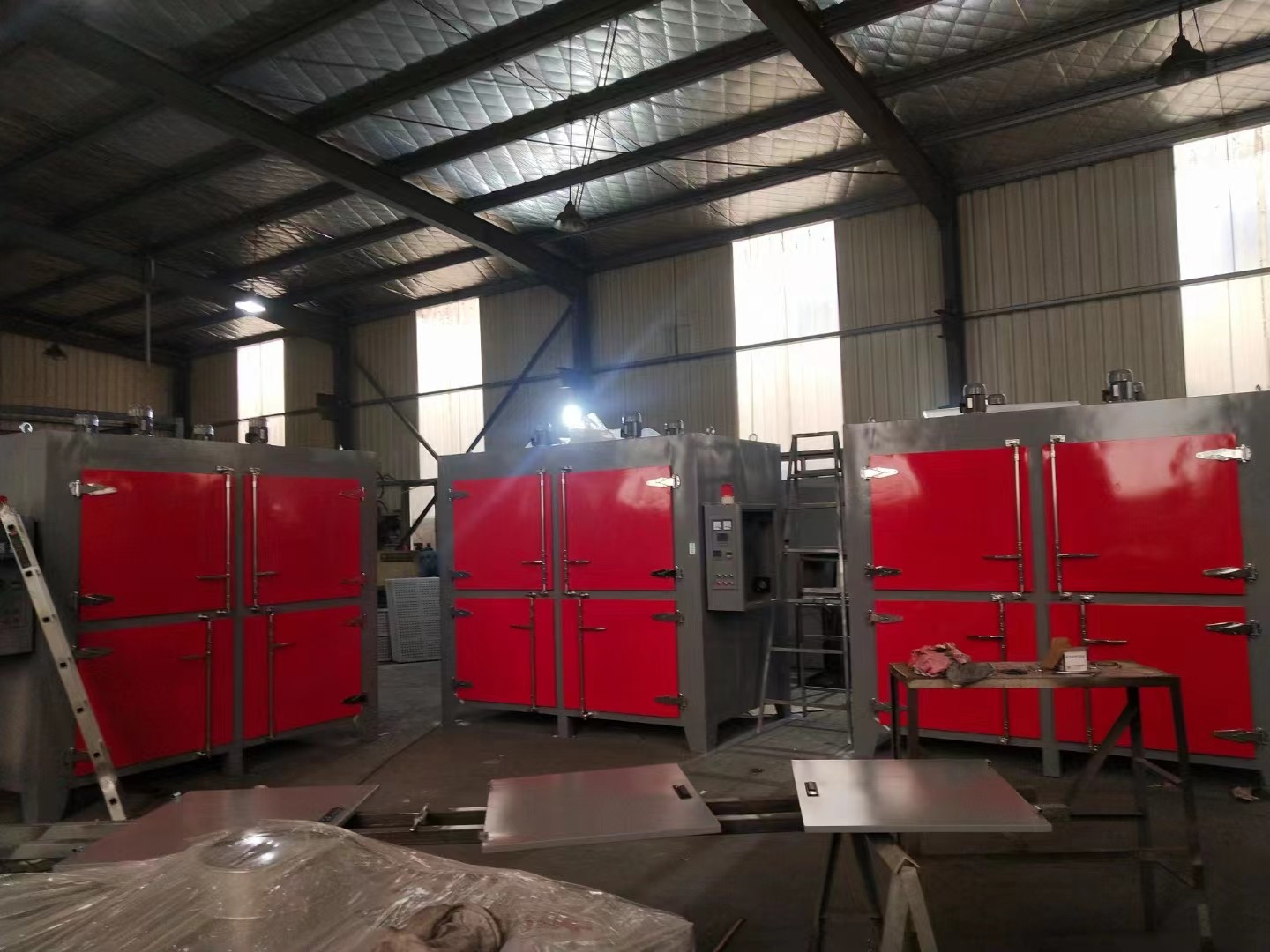 怎么解决热风循环烘箱温度过冲的问题？